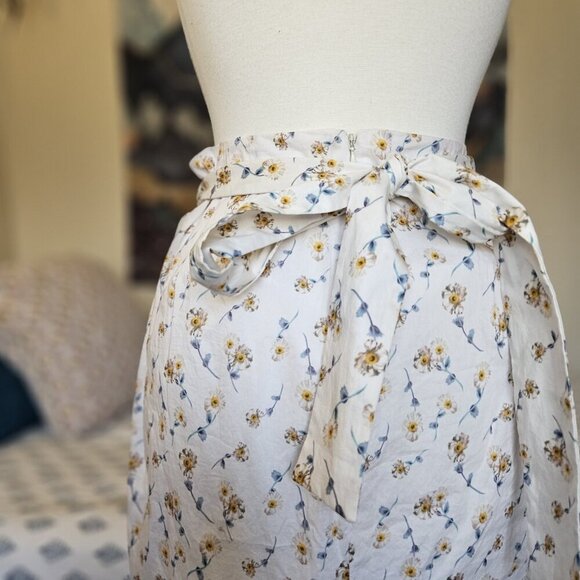 Antonio Melani White Floral Cotton Belted Midi Skirt Size 10 Lined Summer - Picture 6 of 13